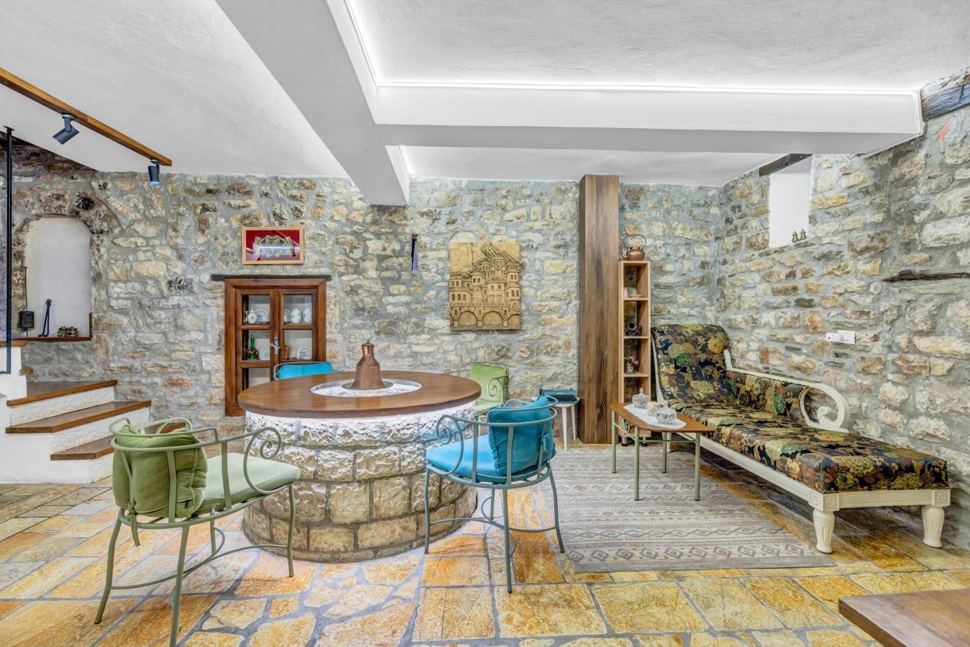 The Well House - Unesco Berat Extérieur photo